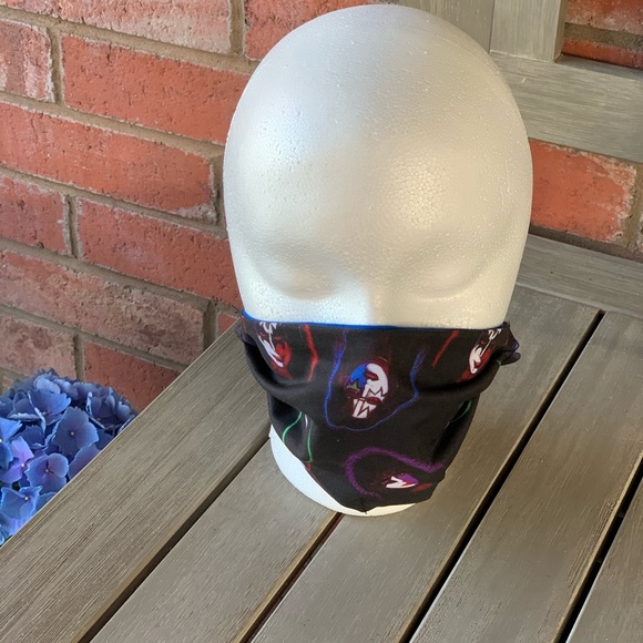 Kiss Other - Kiss Face Mask with filter pocket & 3 free filters